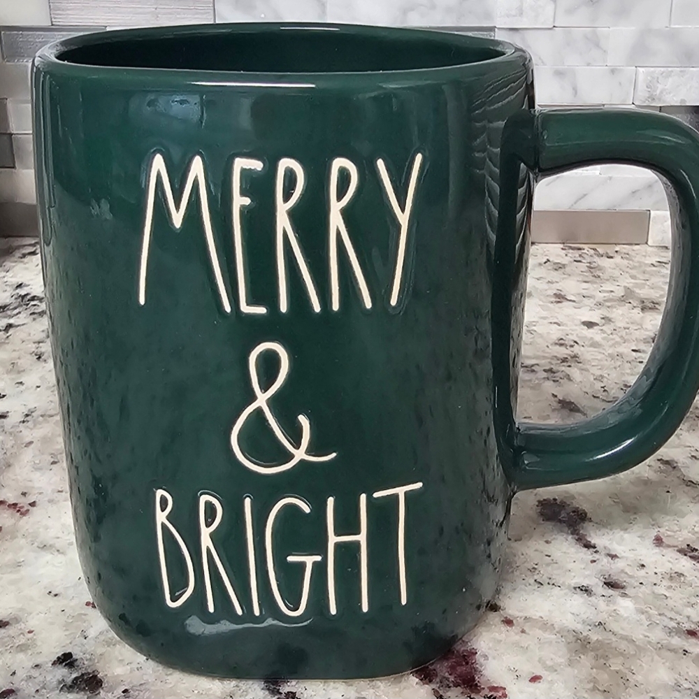 Rae Dunn by Magenta Mug Merry & Bright NEW With Tags Ceramic Green Holiday